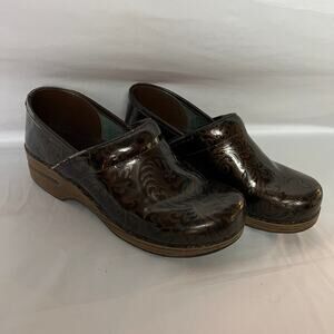 Dansko Shoes Brown Paisley Clog Slip On Patent Leather Casual Comfort Womens 40